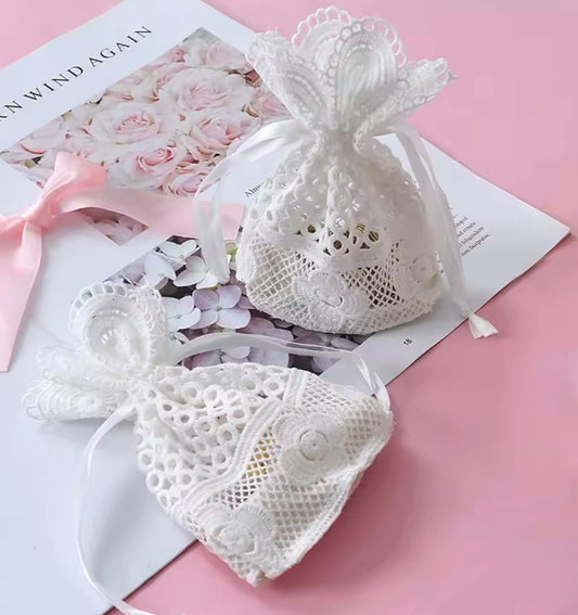 Cottage Lace Cedar Balls