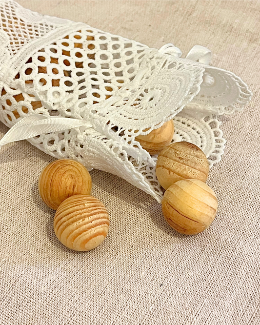 Cottage Lace Cedar Balls